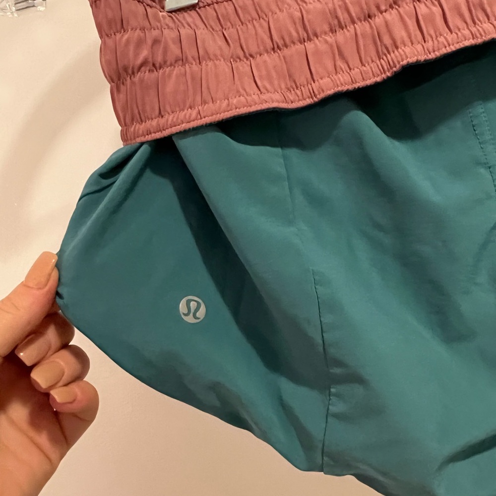 Lulu Reversible Track That Mid-Rise Lined Short 5"